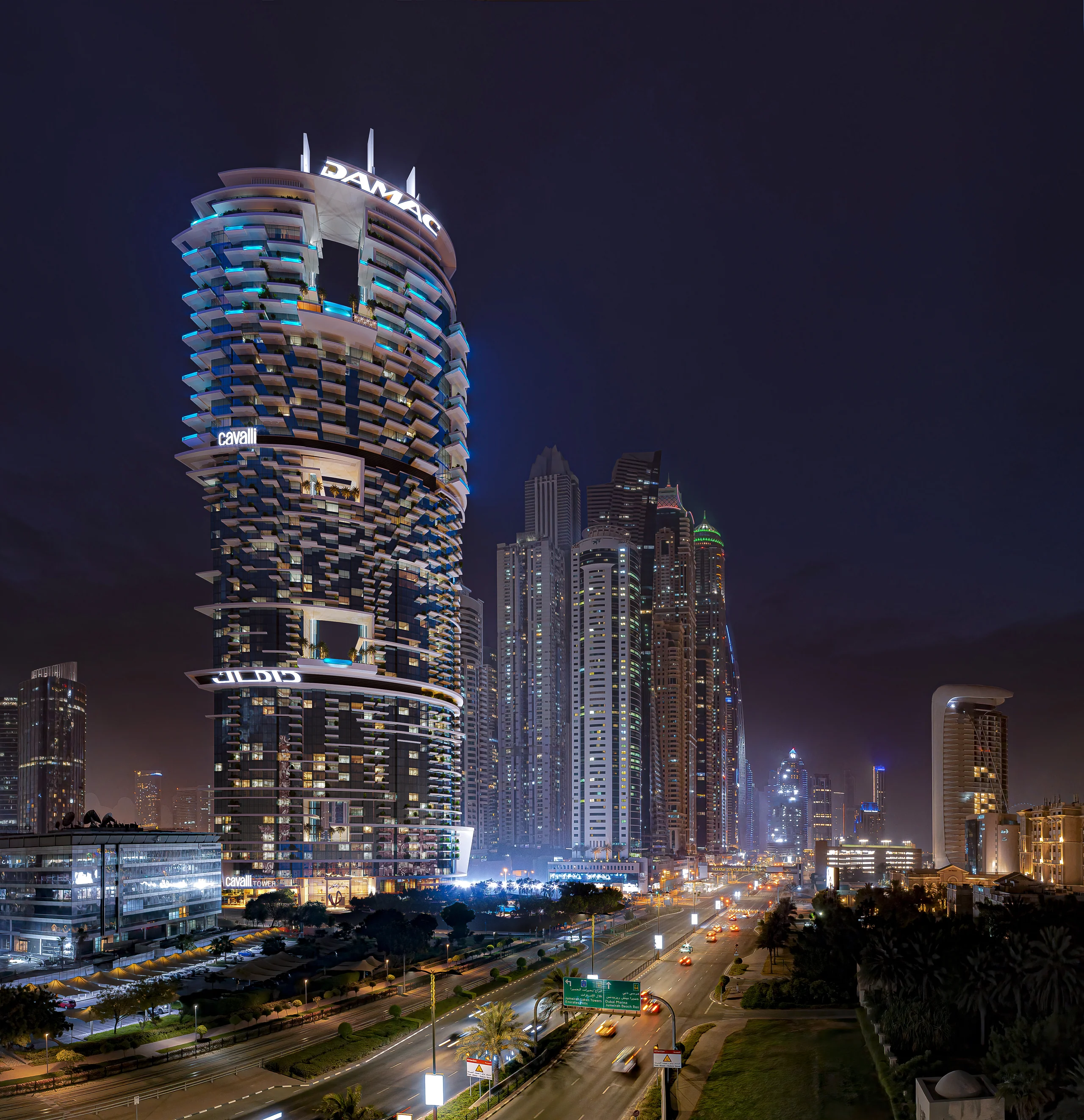 Cavalli Tower, Nähe Dubai Marina bei Nacht