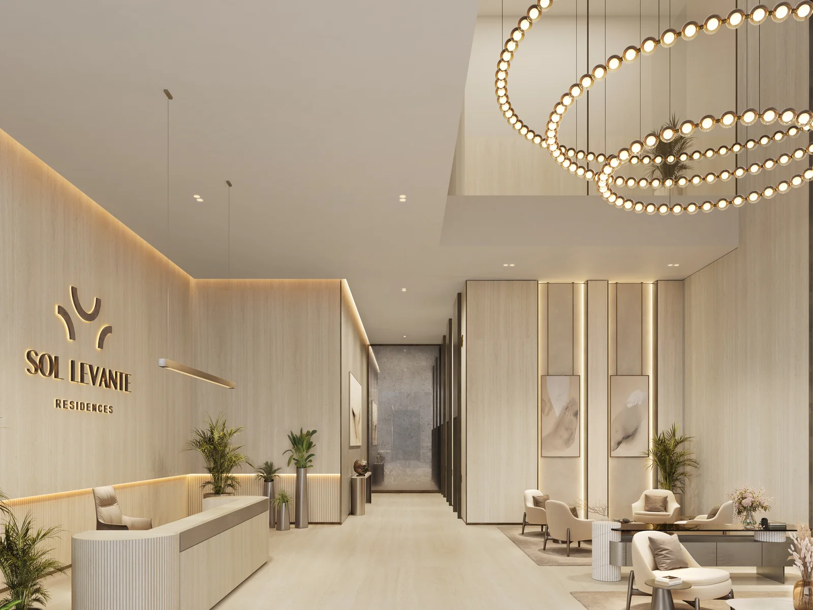 Sol Levante, doppelgeschossige Lobby mit Kronleuchter