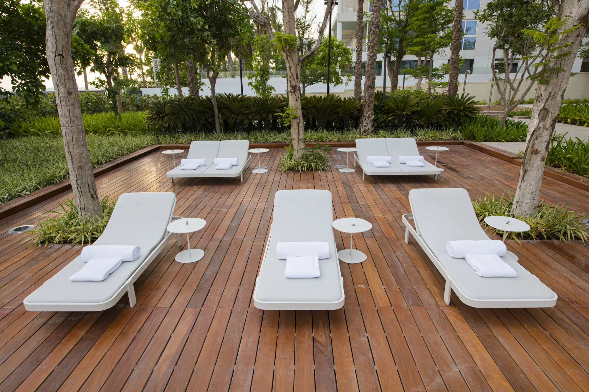 One at Palm Jumeirah, Pool Deck